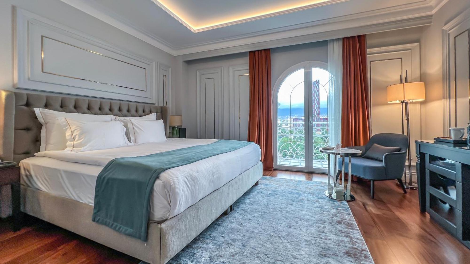 Xheko Imperial Luxury Hotel & Spa Tirana Eksteriør billede Deluxe Room