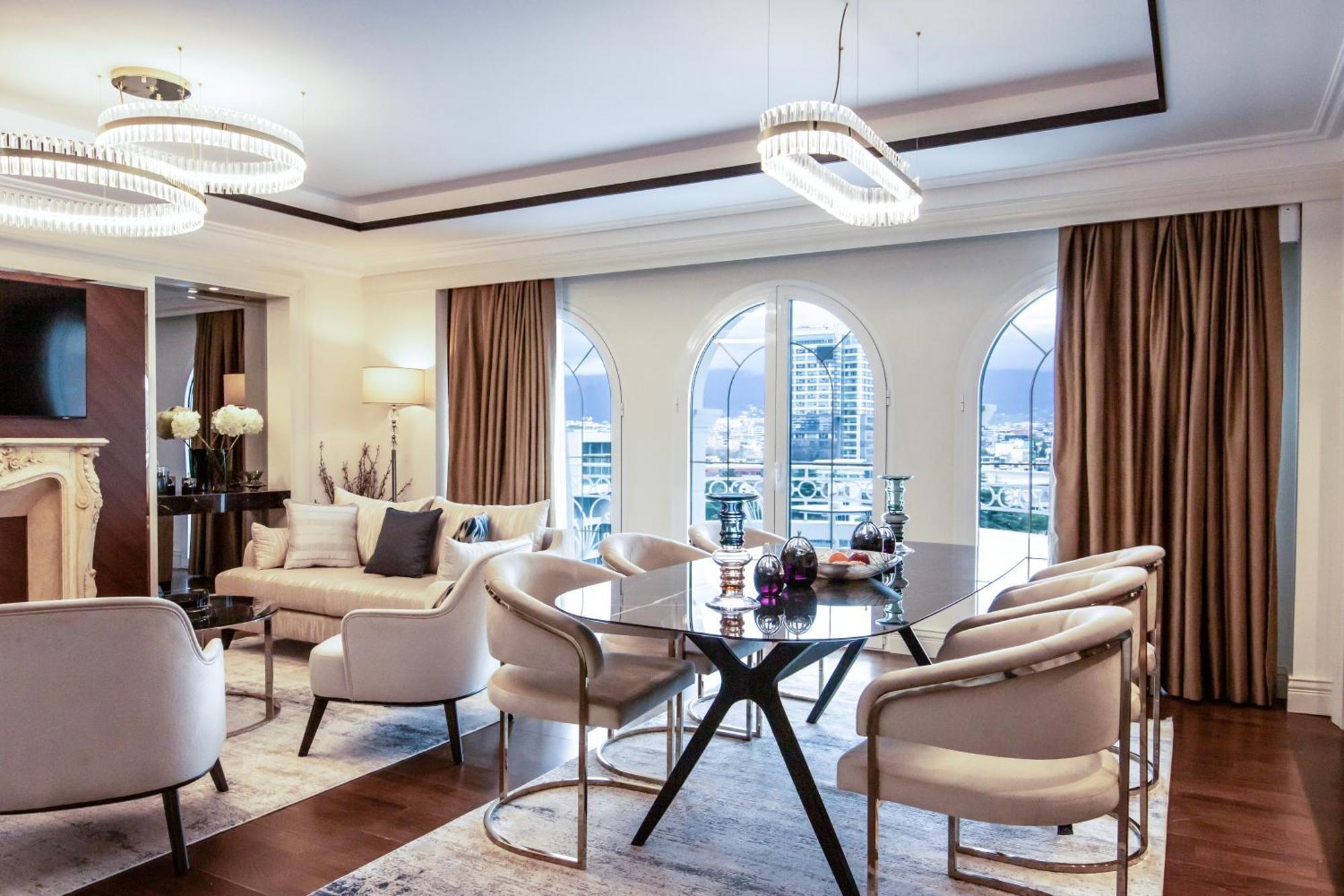 Xheko Imperial Luxury Hotel & Spa Tirana Eksteriør billede The interior of a suite at the Mandarin Oriental, Munich