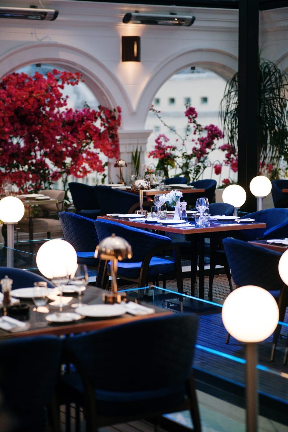 Xheko Imperial Luxury Hotel & Spa Tirana Eksteriør billede The interior of the restaurant