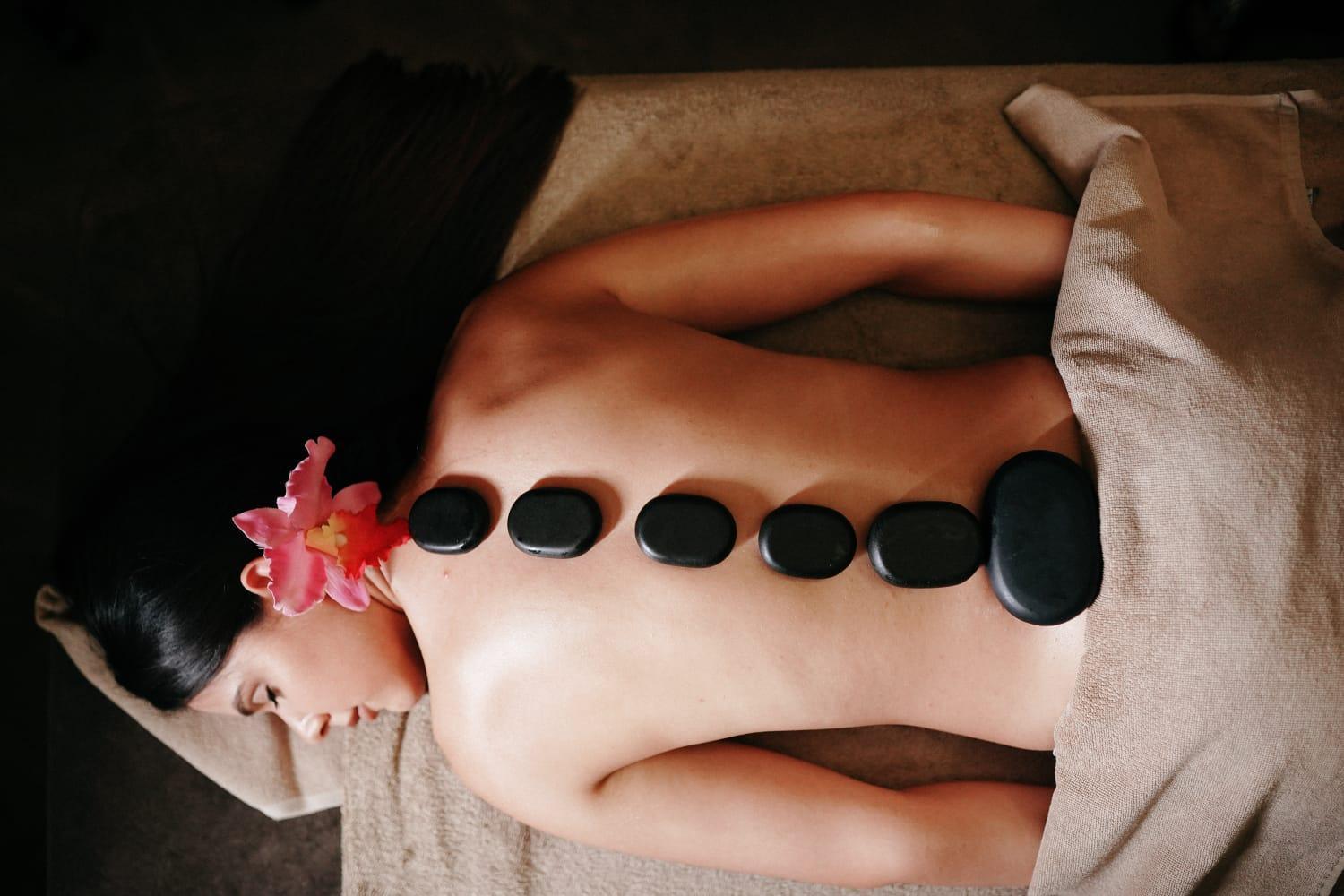 Xheko Imperial Luxury Hotel & Spa Tirana Eksteriør billede Hot stone massage