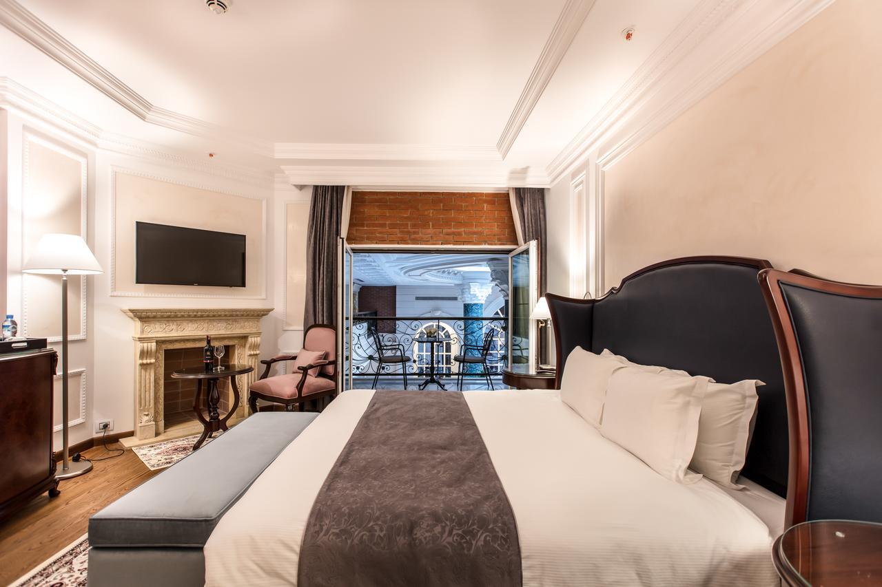 Xheko Imperial Luxury Hotel & Spa Tirana Eksteriør billede Deluxe Room